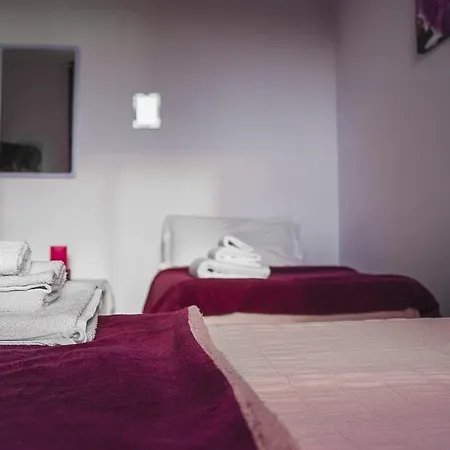 Bed & Breakfast Interno 8 *