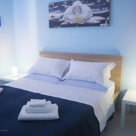 Interno 8 Bed & Breakfast *