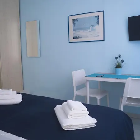 Interno 8 Rome